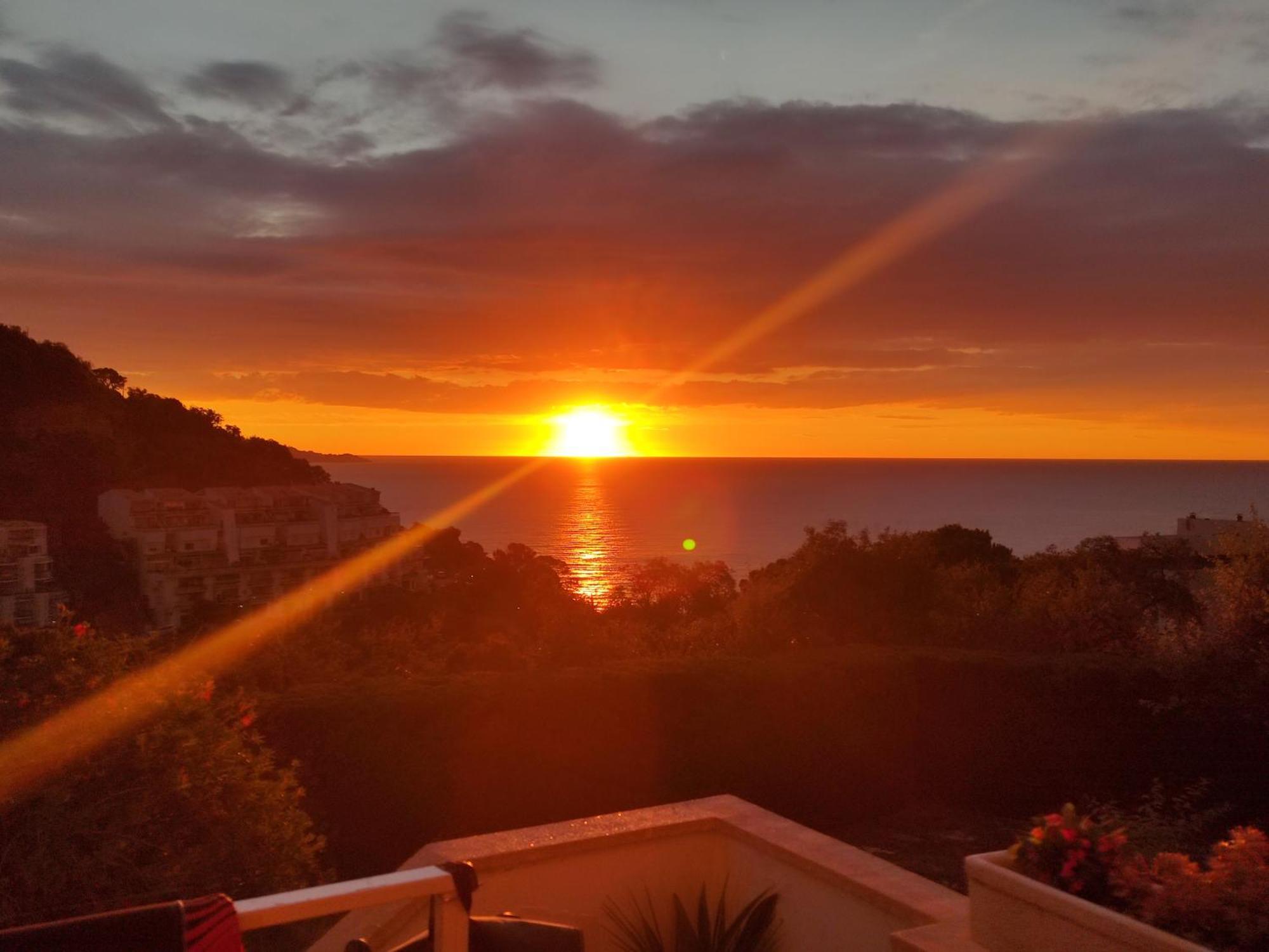 Apartamento con grandes vistas y mucha tranquilidad Gerona Exterior foto
