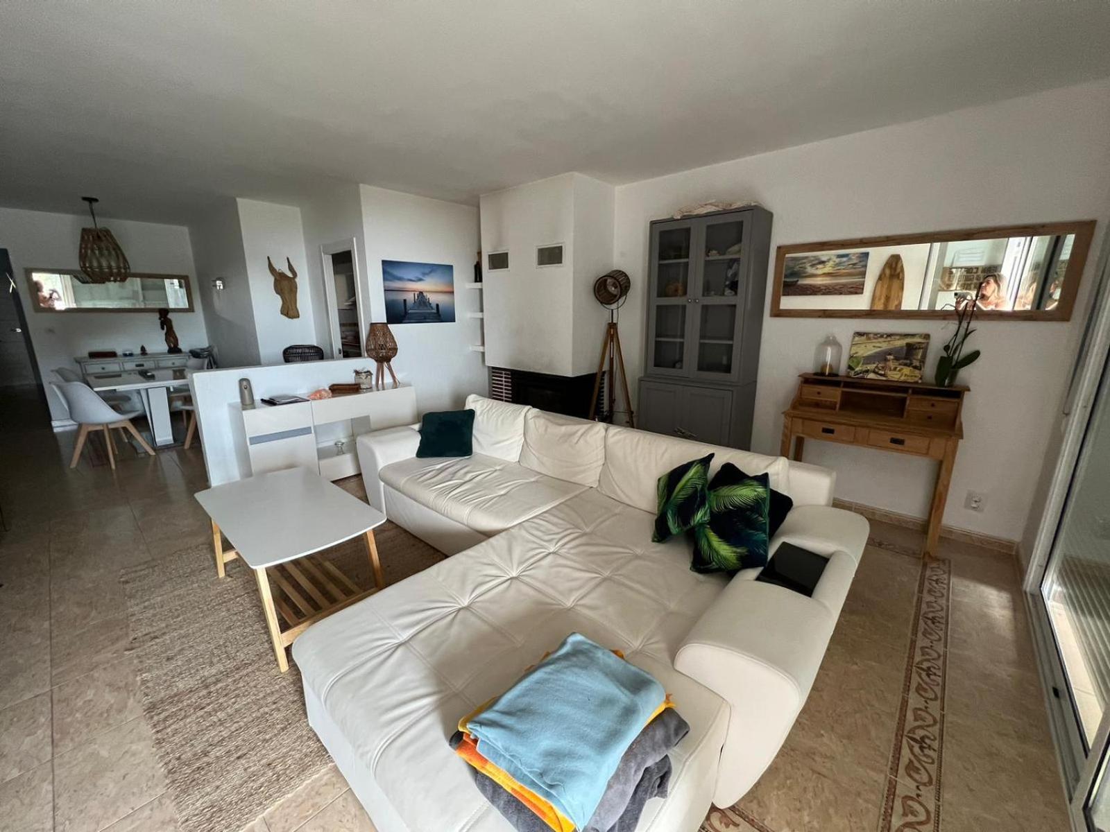 Apartamento con grandes vistas y mucha tranquilidad Gerona Exterior foto